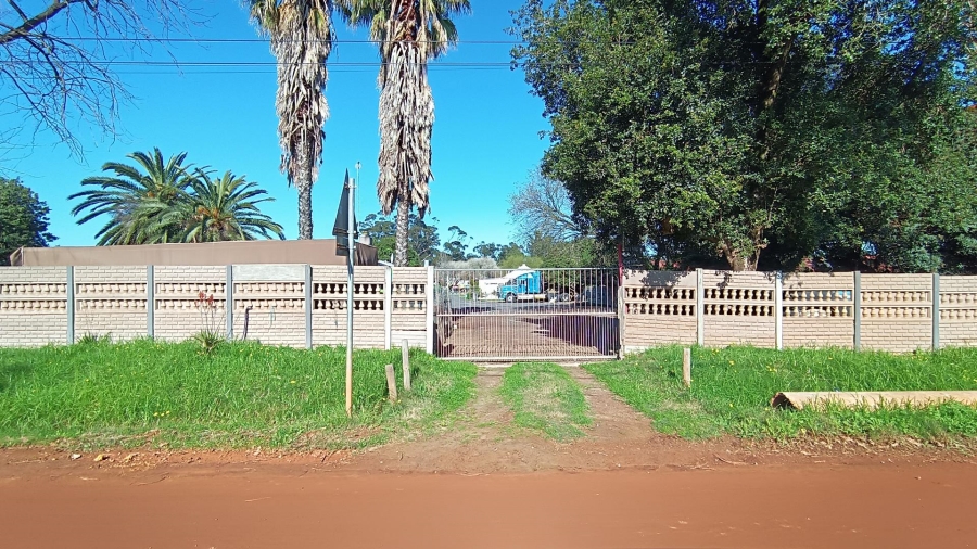7 Bedroom Property for Sale in Joostenbergvlakte Western Cape
